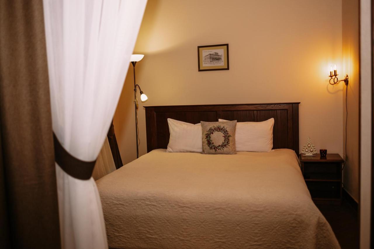 Ekaterinoslav Hotel Dnipro Ngoại thất bức ảnh